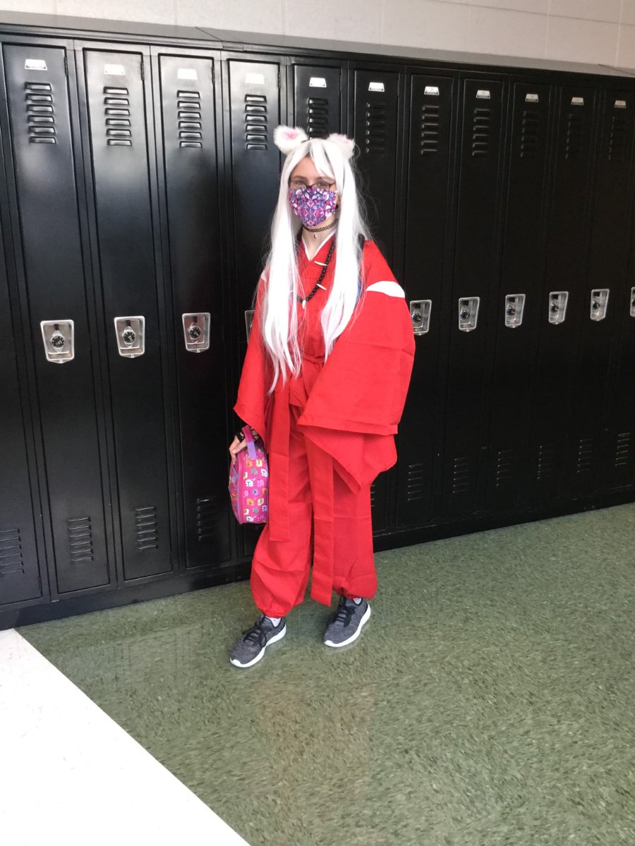 DavisMiddle's tweet photo. Lots of participation today for Day 2 of our Spirit Week (Celebrity Day)
We have Inuyasha, Billie Eilish, Freddy Mercury, and Michael Jackson
#SpiritWeek #DavisSpirit https://t.co/kIotm827vP
