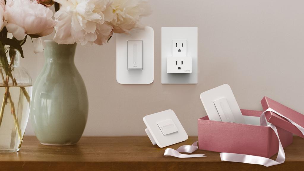 WEMO's tweet image. Free stuff for Mom 🎉 Now through May 9, buy 3 or more WiFi Smart Dimmers and get a WiFi Smart Plug for free. Just use promo code MOM21 at checkout. 🏡