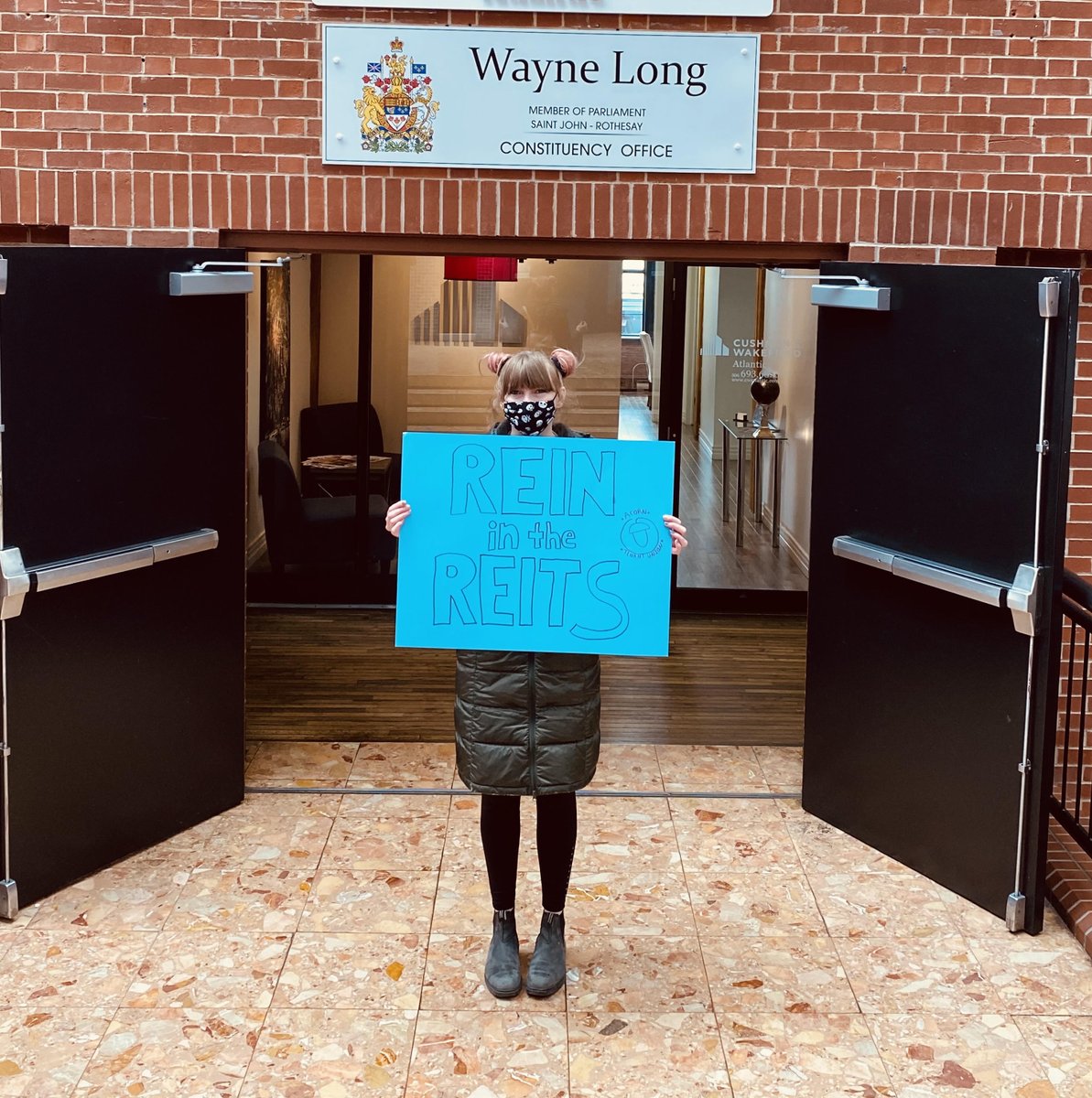 ACORNCanada's tweet photo. MP Pickets to Rein in the REITS kicked off!
Check out our action in Saint John where MP @WayneLongSJ told NB ACORN leader Jill Farrar that the REITS must be taxed!
More info about our campaign here: https://t.co/zqpDjsmv1T
#taxthereits #taxtherich https://t.co/hB0BY2rotr