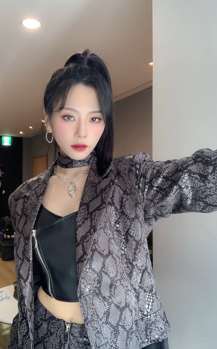 บอกบทจอยลดา2
🐰: จะไปไหน?