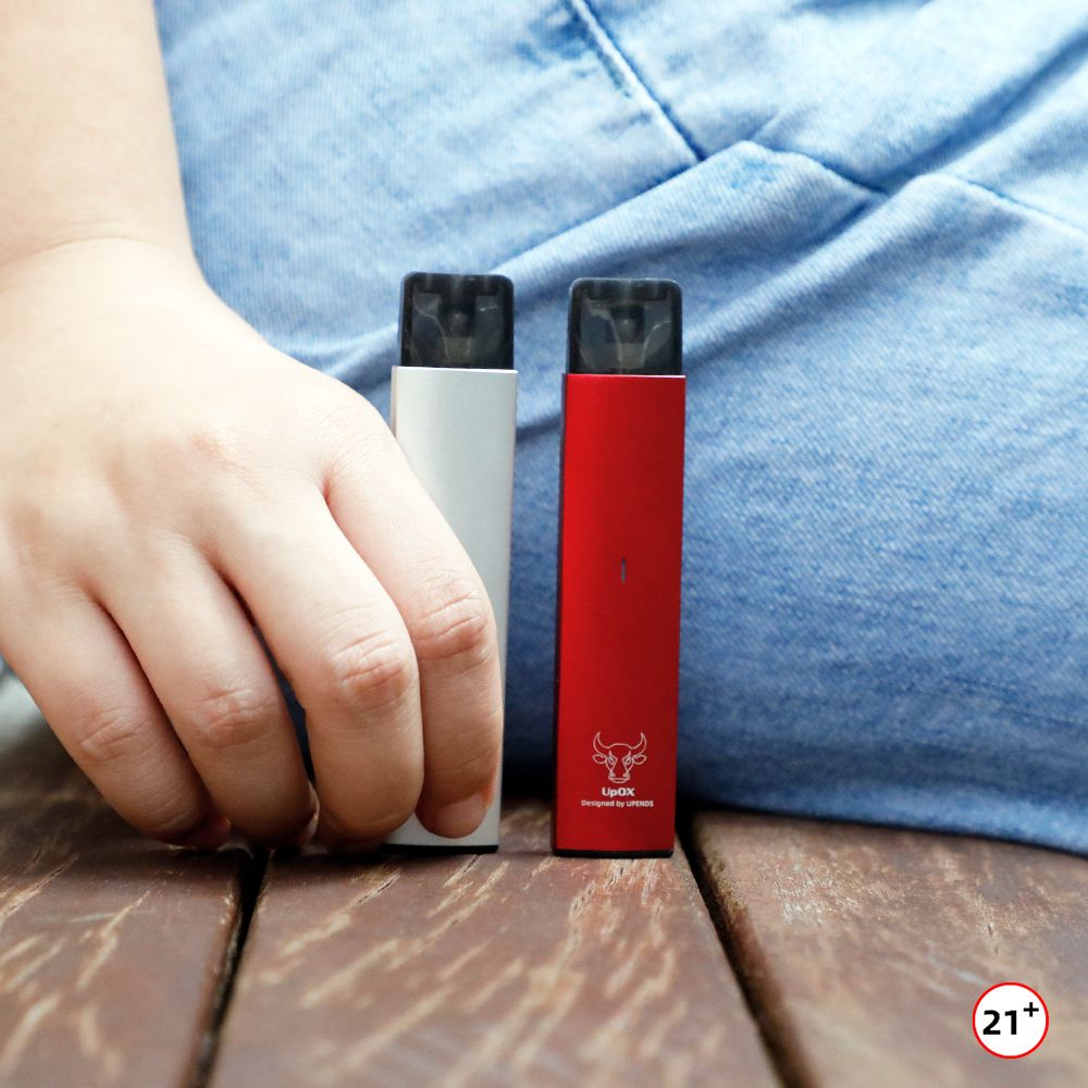 A mini pod kit you can take with you anywhere 😊 

#UpOX delivers performance to beat most pod systems, and at a super-value price! 

UPENDS: Switch with ease ⚡ 

#Clever #CleverVape #Innovation #CompactVape #PocketVape #NewVape #FlavorChasers #eJuice #eLiquid #UPENDS