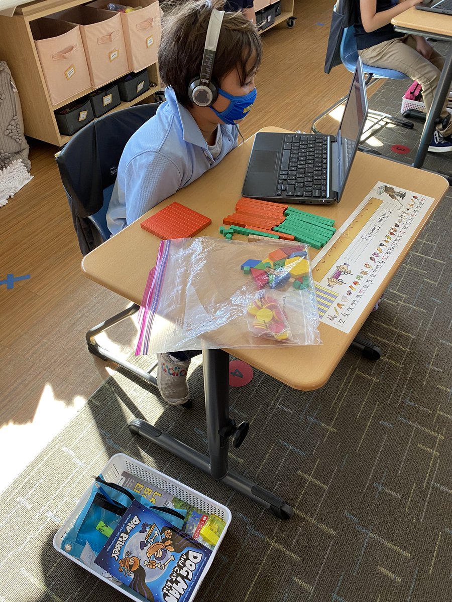 MrsMaddyStreet's tweet image. STAR testing, say what! Is it 2002?..... Nope, just rockstar second graders being their resourceful, mathematician selves. #COVIDstyle #WCSperseverance