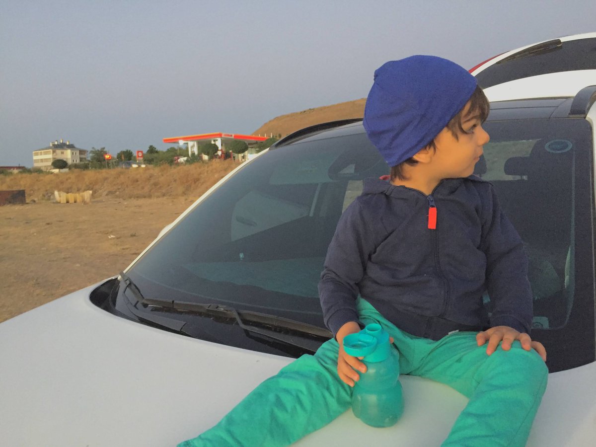 Bunun altına yakışıklı fotosu koyun 😉