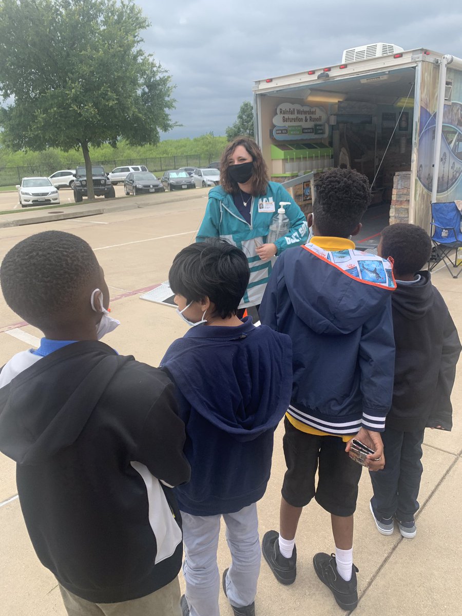 DLWEWarriors's tweet image. The @UpperTrinityGCD trailer made a stop at our campus this afternoon! Students learned all about ground water conservation to support our science curriculum. Everyone had a blast with our “stay at home” field trip!

#CrowleyPrideUnified
#CISDSTEMplus 
#CISDScienceRocks