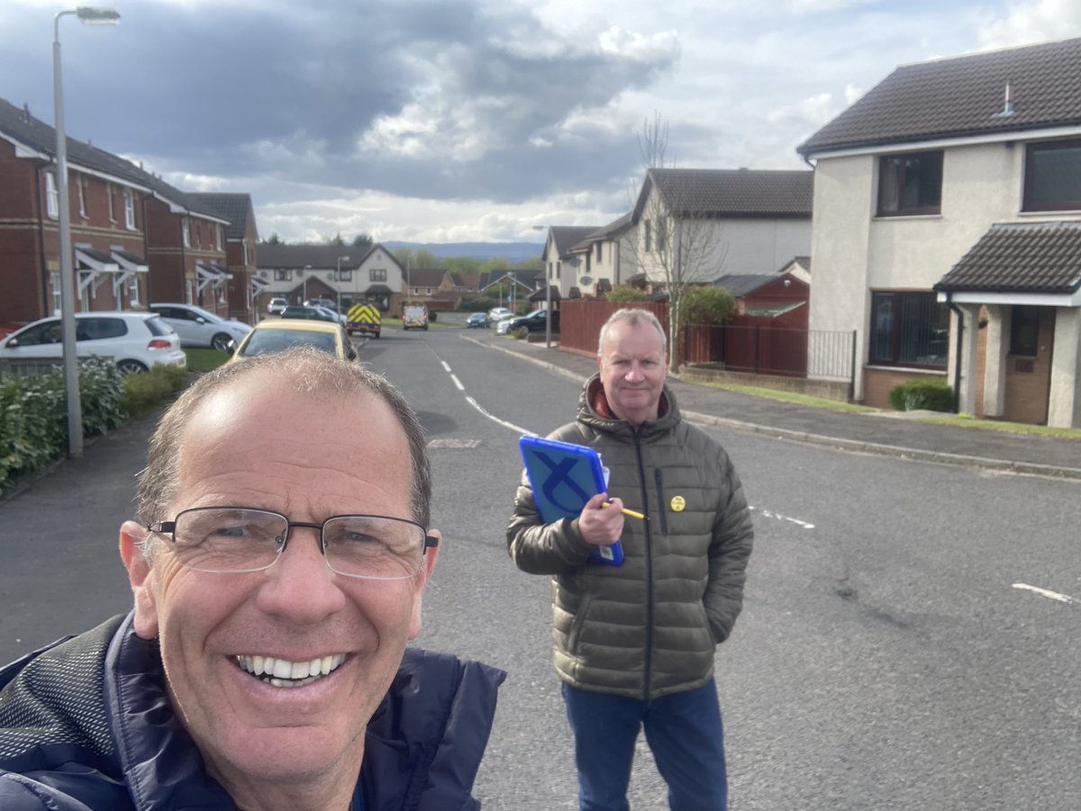 Another great session today with @PeteWishart in Perth, strong support for @theSNP , but we must make sure we get that vote out on Thursday 👍🏴󠁧󠁢󠁳󠁣󠁴󠁿