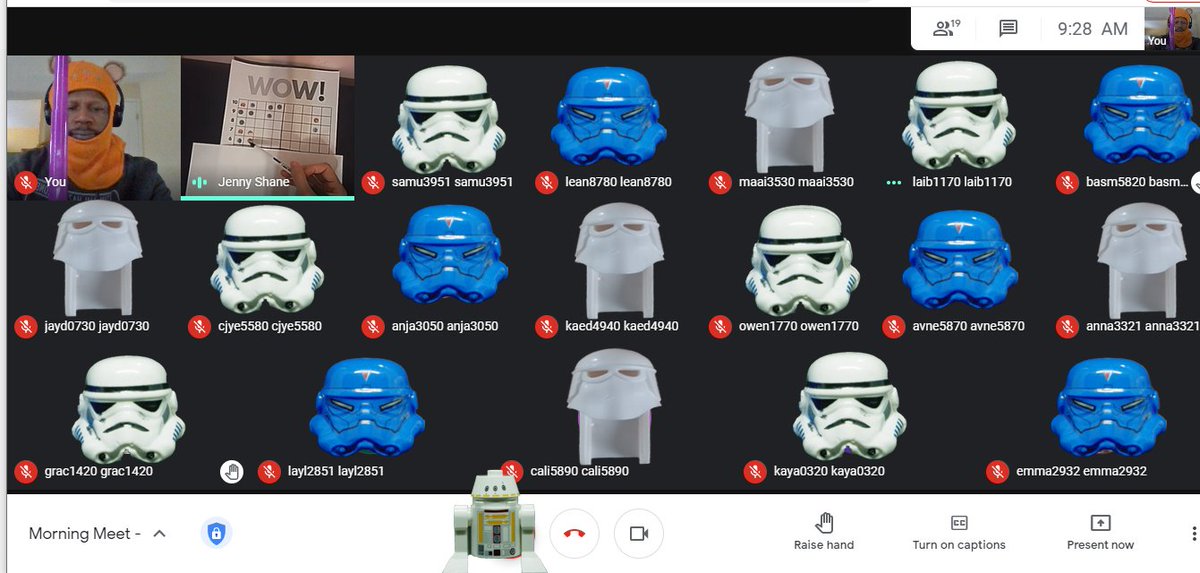 MrBrownieKindie's tweet photo. #MayThe4thBeWithYou our class using the force to fill out our #WOWboard! @SCDSBey @lstewart_scdsb @tbossence @clthompsonMS @CopferK @kennedyteacher2 @LongthorneJess https://t.co/i3LVK33SgJ