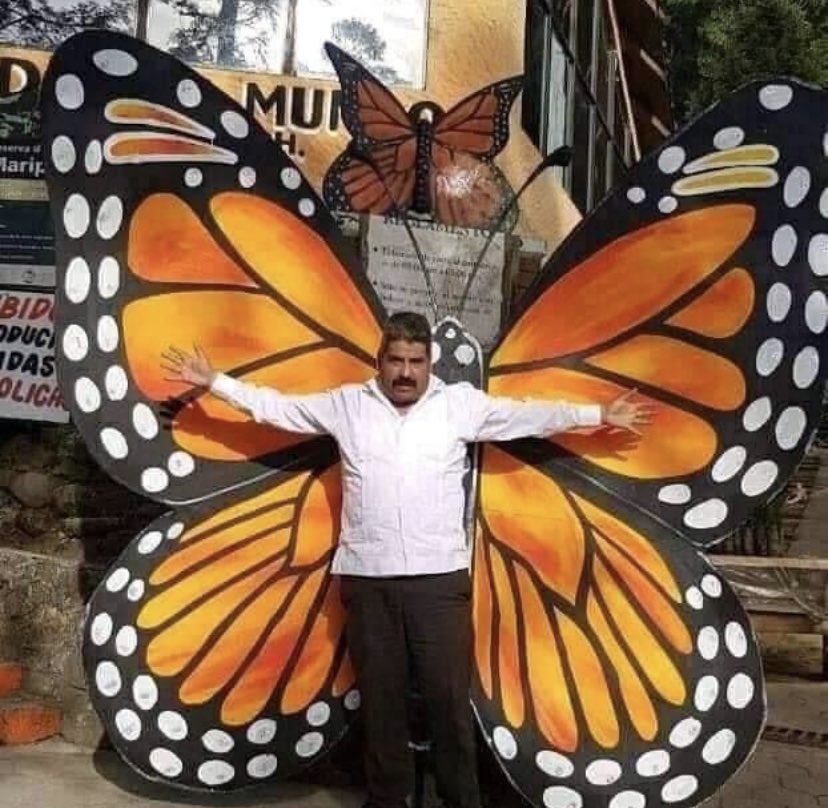 kookphoriaxx's tweet image. En Latinoamérica no se vive, se sobrevive
 #SOSColmbia #MexicoDeLuto #HDSPM #Linea12 #NosFaltan23 #NosEstanMatando