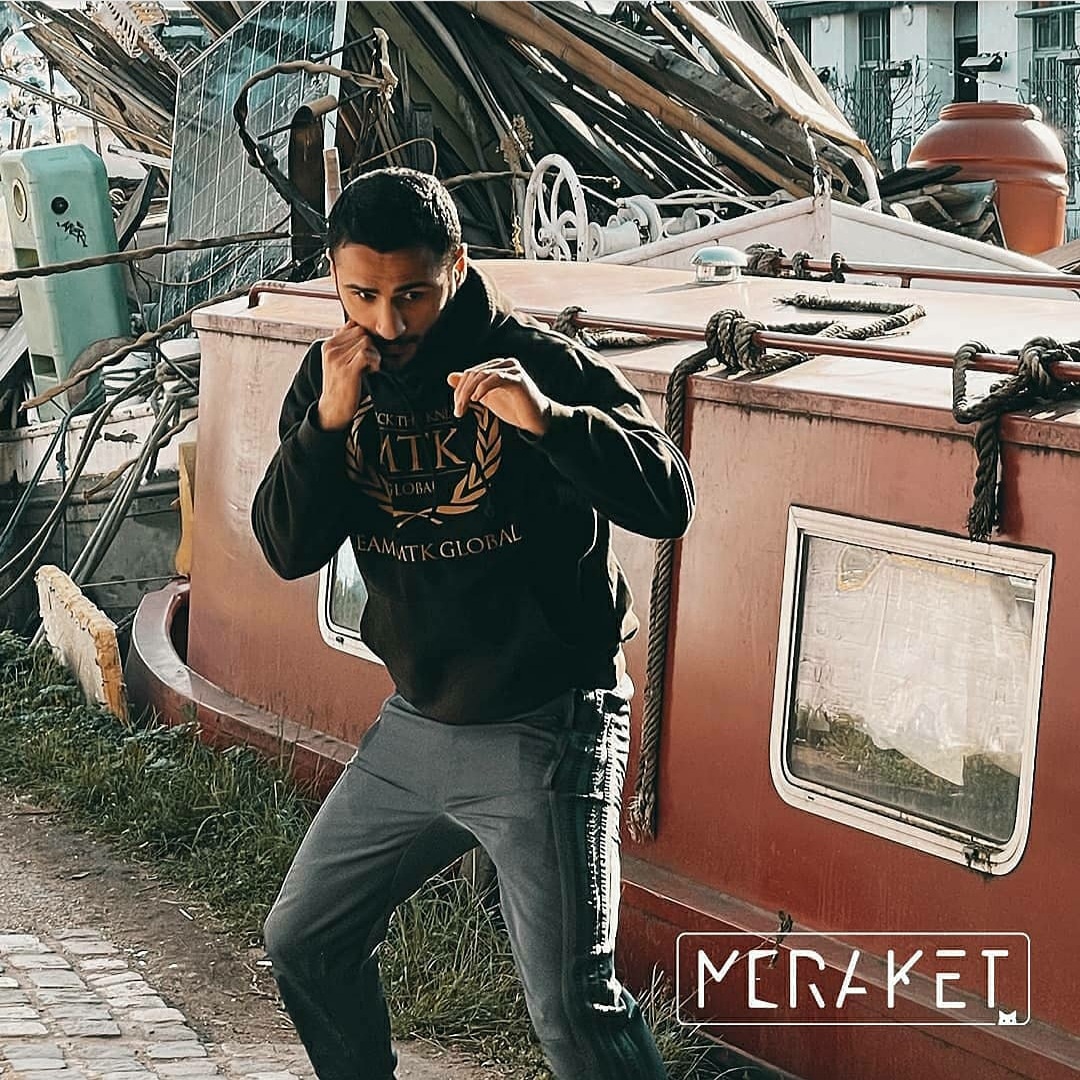 Merak Et yeni sayısında Şiar Özgül ve daha fazlası. 

"Merak Et" Telekom ve Turkcell Derlikte Ücretsiz.
<a href="/TurkTelekom/">Türk Telekom</a> <a href="/Turkcell/">TURKCELL</a> <a href="/siarozgul/">siar ozgul</a>
#türkiyeli #turkish #sportman #dergi #magazine #new #printing #boxer #boxing #london #england #life #boxinglife #siarozgul