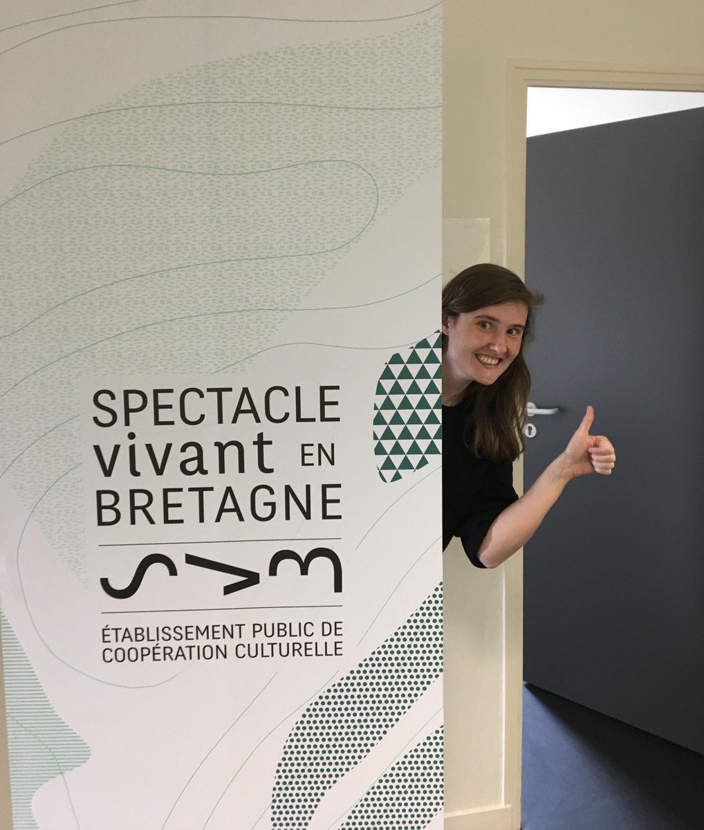 SVBretagne's tweet image. Nouvelle !
Paola Gilles intègre l'équipe de @SVBretagne en qualité de Conseillère artistique (à dominante "danse"). Elle arrive d'Île-de-France @lesamandiers.
Elle y exerçait comme administratrice de production et de diffusion.
Bienvenue/Boune arive/Degemer mat Paola !