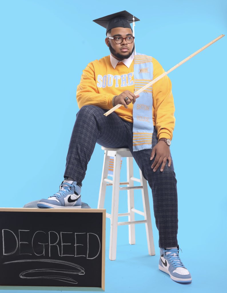 _reddickk's tweet image. Dear Southern, thank you for the  many lessons I’ve learned and test I have endured. Now it’s my turn to return the favor. 
#SUgrad #blackmenteach   #HBCUGrad #GradSzn #Degreed #SouthernU #BlackMenGraduate