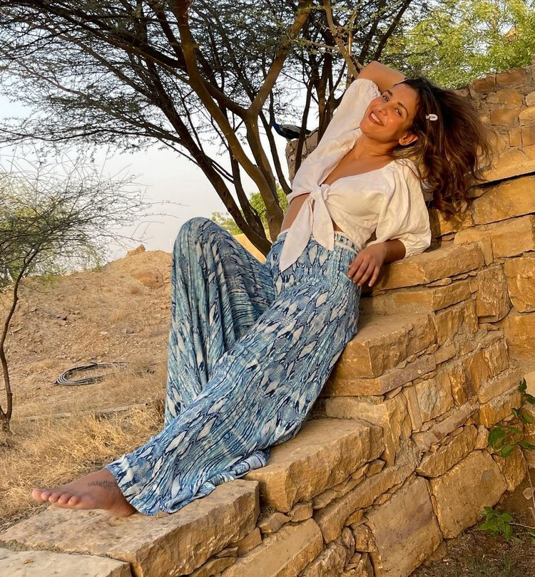 E0kAsgSX0AMLAyH?format=jpg&name=900x900