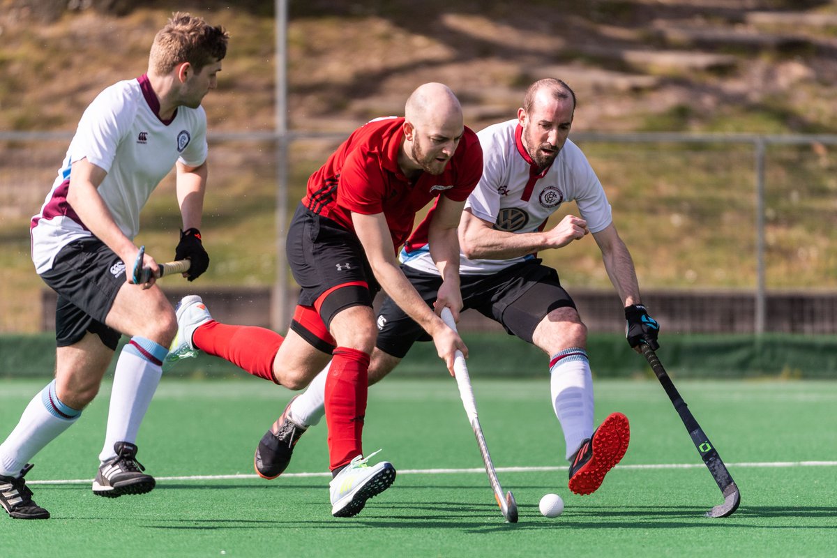 Simon Parker tweet media