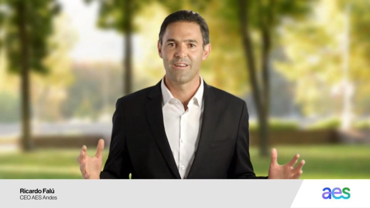La meta de <a href="/AES_Chile/">AES Chile</a> para reducir la intensidad de carbono de su portafolio fue uno de los temas vistos en el inicio de #aesweek➡️ bit.ly/3eUyVdX