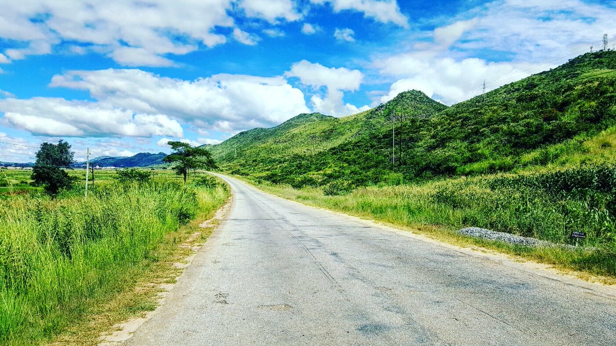 Kumakomoyo😍

📍Vumba
📍Zimunya
📍Prince of Wales view
📍Dangamvura road

Random pictures i took during my travels in the Eastern Highlands 🇿🇼

#TravelZimbabwe