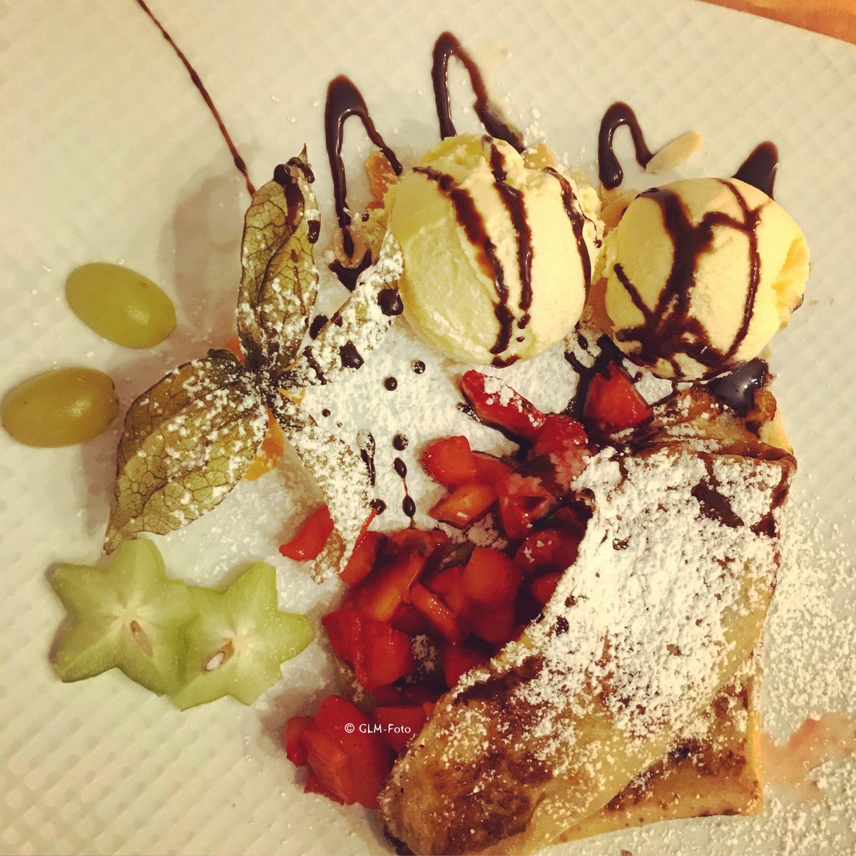 #Top4Theme for this week is #Top4Sweet. Here's my sweet stuff

#SouthTyrol #icecream 
#Merano #pancake
#DorfTirol #apricot #dumplings 
#Bavaria #dessert (icecream and #fruits)

@Touchse @perthtravelers @CharlesMcCool @Giselleinmotion 

#delicious #Foodies #sweets