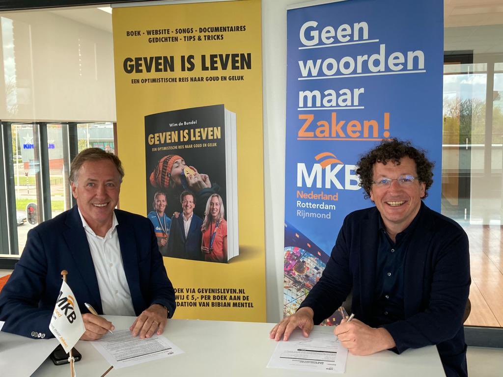 Lid geworden van de leukste en waardevolste club van Nederland 👌 <a href="/MKB_Rotterdam/">MKB Rotterdam</a> <a href="/klaverp/">Pieter van Klaveren</a> #gevenisleven #geenwoordenmaarzaken