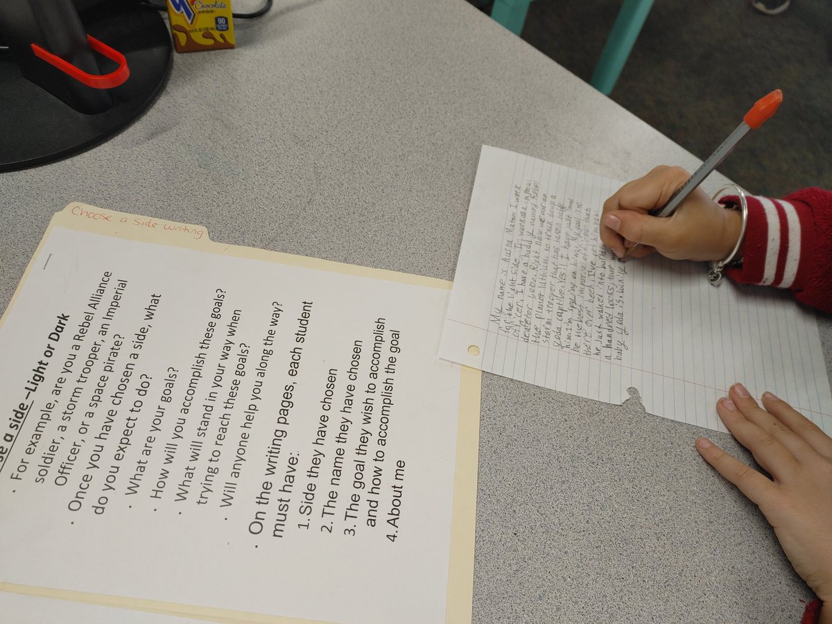 MsKinghasClass's tweet image. Our #jediacademy celebrated FSA Reading and May 4th. 
#starwars #MayThe4thBeWithYou #StarWarsDay2021