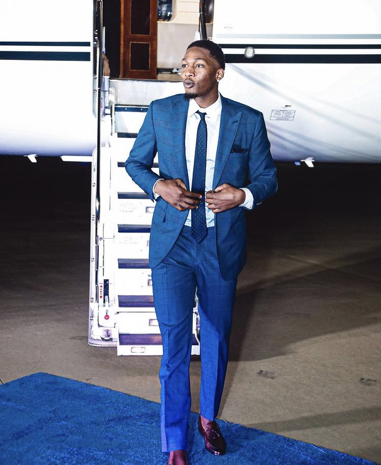 ElFinney's tweet image. Hoy cumple años este humilde jugador que se supera año tras año, que con muchísimo sacrificio mejora temporada tras temporada y amplía sus funciones.
Amado por sus compañeros y muy querido por todo #MFFL  

Dorian Finney-Smith 2️⃣8️⃣