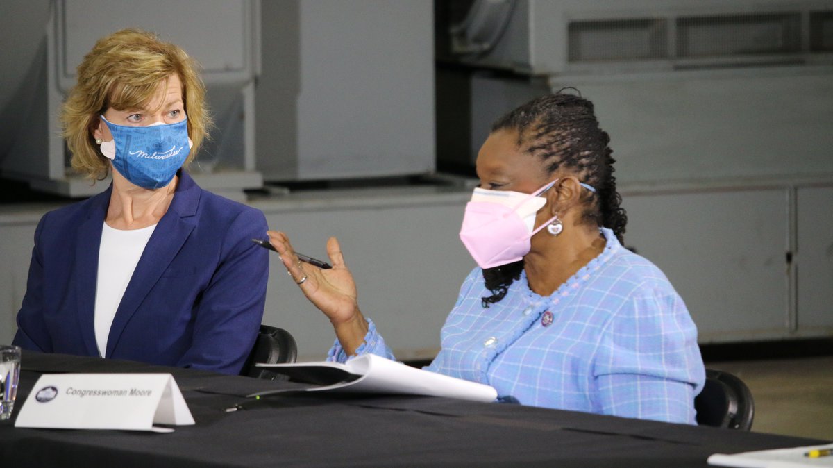 WisDems's tweet photo. Seated next to her at the roundtable were our fearless Wisconsin women: @SenatorBaldwin and @RepGwenMoore, speaking on the importance of investing in science &amp; the critical role Wisconsin will play in economic recovery. https://t.co/06F4z8en2F