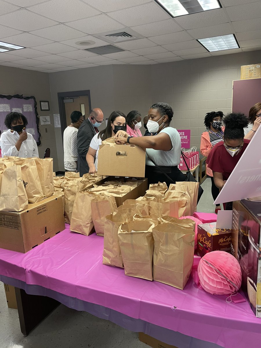 Happy Teacher Appreciation Day! Today we honored teachers at Minor High School with lunch on @TMobile. Thank you for all you do!! #HappyTeacherAppreciationWeek #STRMarketing