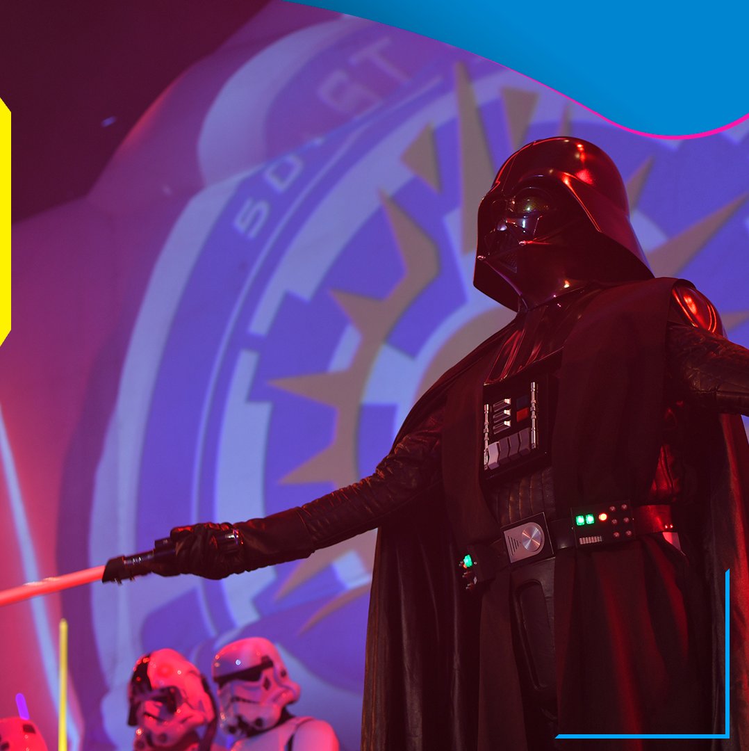 ArGameShow's tweet photo. #MayTheFourth Hoy, 4 de Mayo, celebramos el #StarWarsDay recordando el paso de la @501stArgentina  en #ArGameShowForMe, e incluso cuando Jango y Boba Fett (@tem_morrison ) estuvo con nosotros.

#AGS2021 #MayTheFourth #StarWarsDay #StarWars https://t.co/FDMkchJ8oe