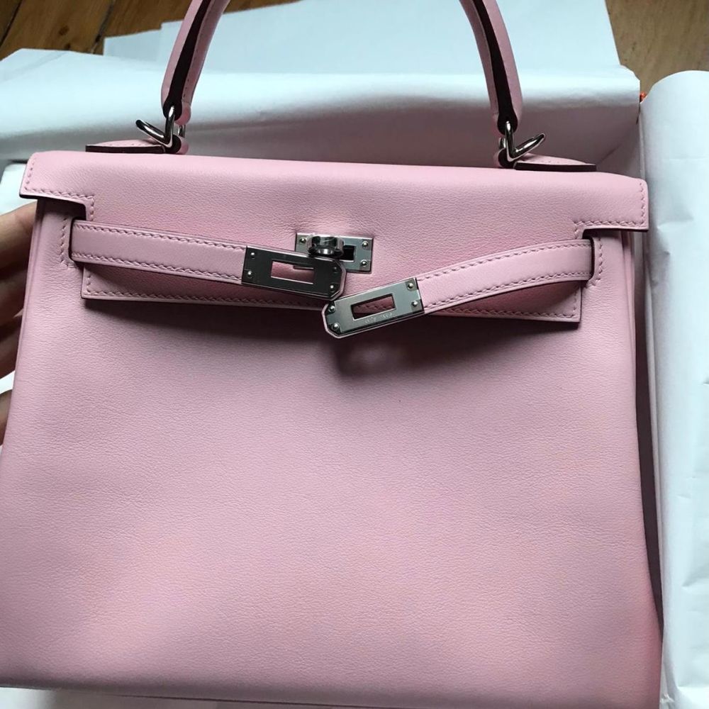 The French Hunter on X: Kelly Pochette Rose Pourpre Swift PHW #C #hermes  #birkin #kelly #constance #handbags #luxury  / X