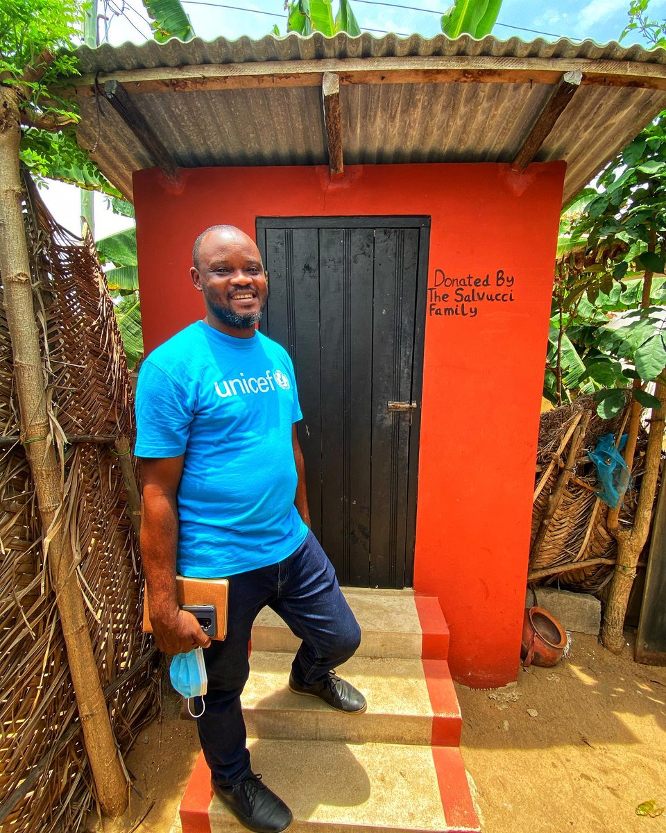 big_ghana's tweet photo. In April the @unicefghana WASH team visited Dream Big Ghana NGO to learn about our school EcoSan and Family EcoSan programmes. They also gave an inspiring talk on safe sanitation in the NGO's learning centre. Thank you, @UNICEFGhana - we hope to move forward in partnership! https://t.co/MndG9KJPMr