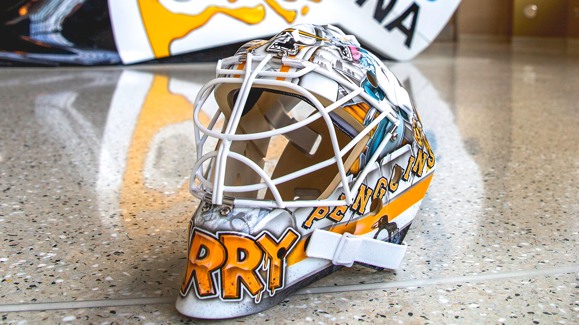 DESIGN TRISTAN JARRY'S MASK