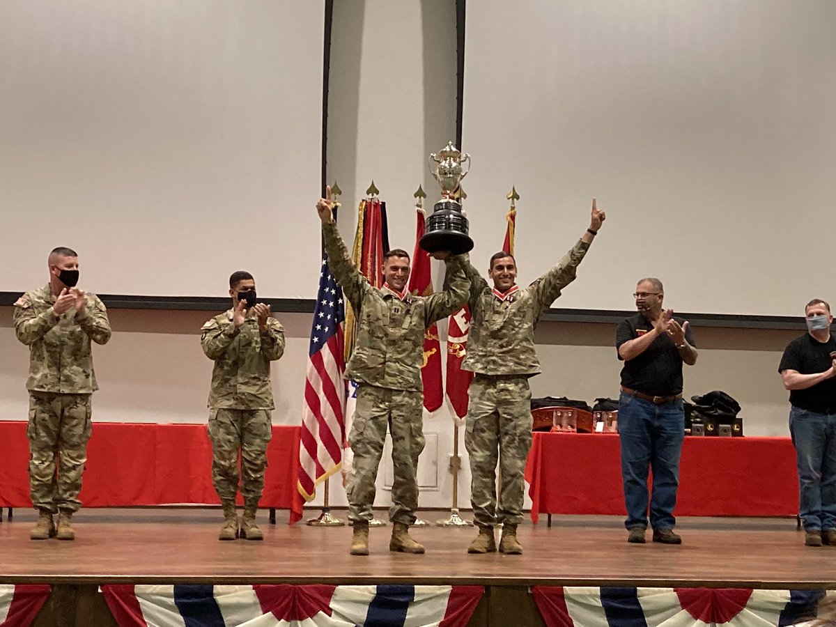 JPLaneTRADOC's tweet image. Congratulations, you two! and great job to everyone who competed! #VictoryStartsHere #BestSapper