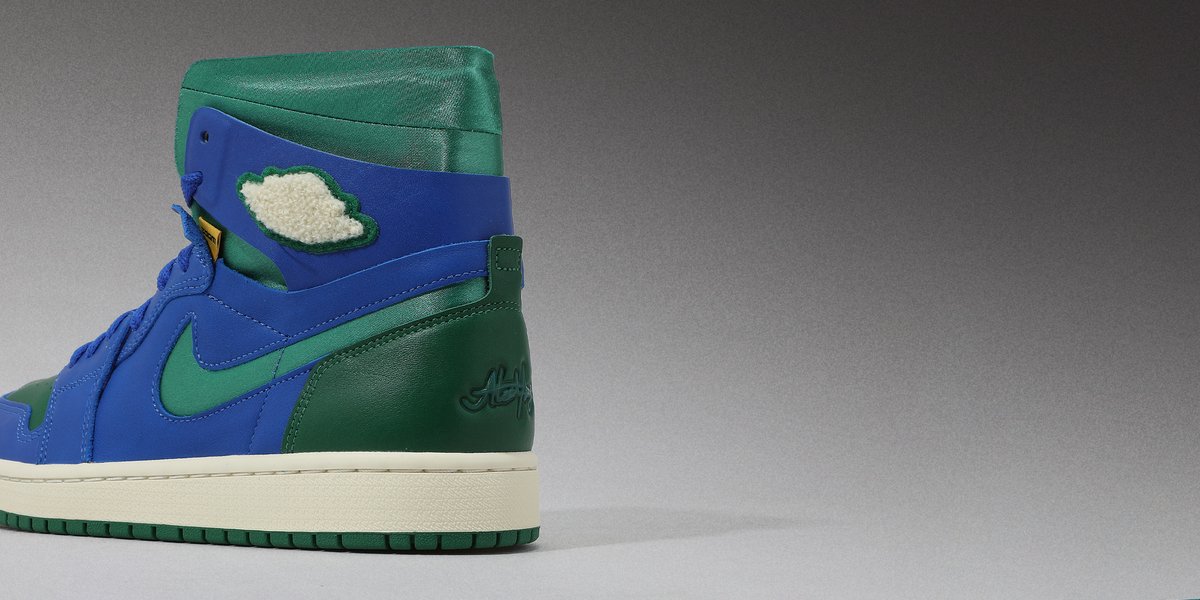 flight club moon boots