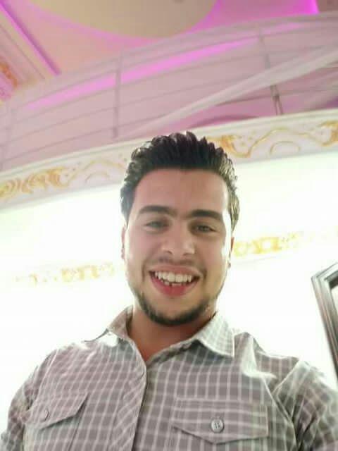 رحمك الله ي اغل الناس 
اللهم بحق هذه الأيام المباركة اللهم اغفر له وارحمه وعافه واعف عنه ووسع مدخله واغسله بالماء والثلج والبرد ونقه من الذنوب والخطايا كما ينقى الثوب الأبيض من الدنس اللهم اجعله في عليين مع النبيين والصديقين والشهداء وحسن اولئك رفيقا وجميع موتى المسلمين