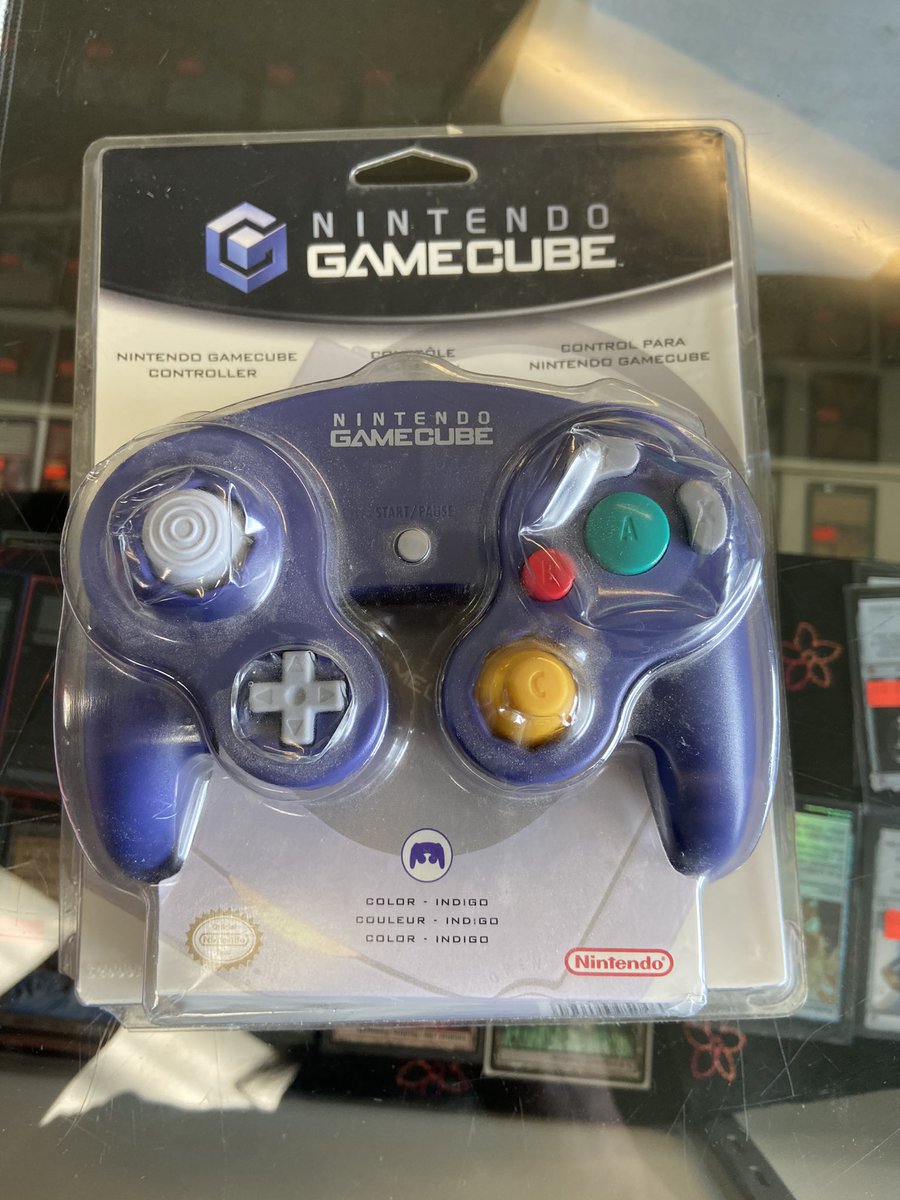 grouptherapytv's tweet photo. Huge Nintendo lot in and for sale #Nintendo #nintendogames #supernintendogames #videogames #videogamesforsale https://t.co/GQAoYFNXx1