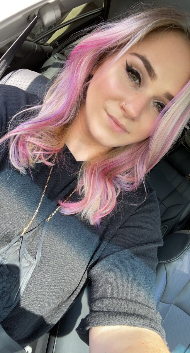 __bytes's tweet image. feeling powerful. might kiss my hair dresser