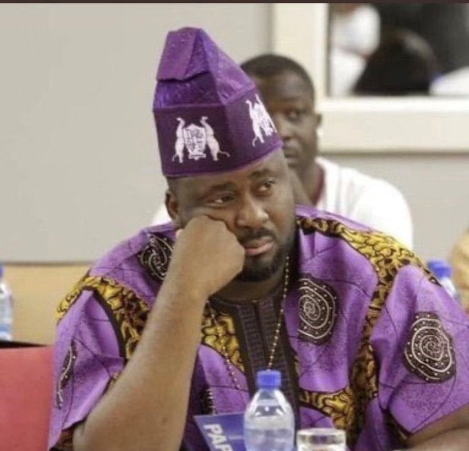 Mukkyfresh's tweet image. PSG's Downfall was whose fault?
Like for Neymar
RT for "Desmond Elliot"