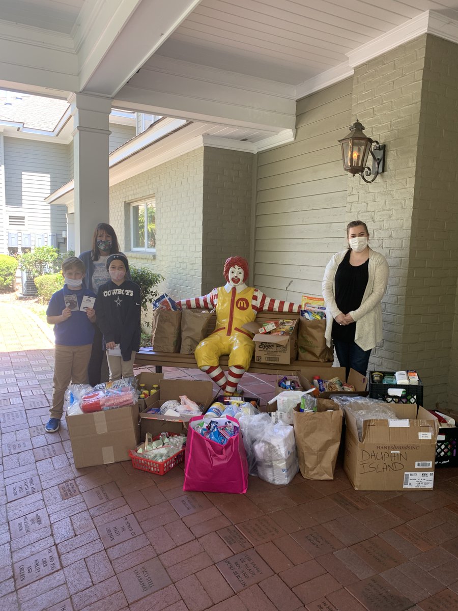 Thank you to Dauphin island Elementary school for this huge donation of wishlist items for our families!