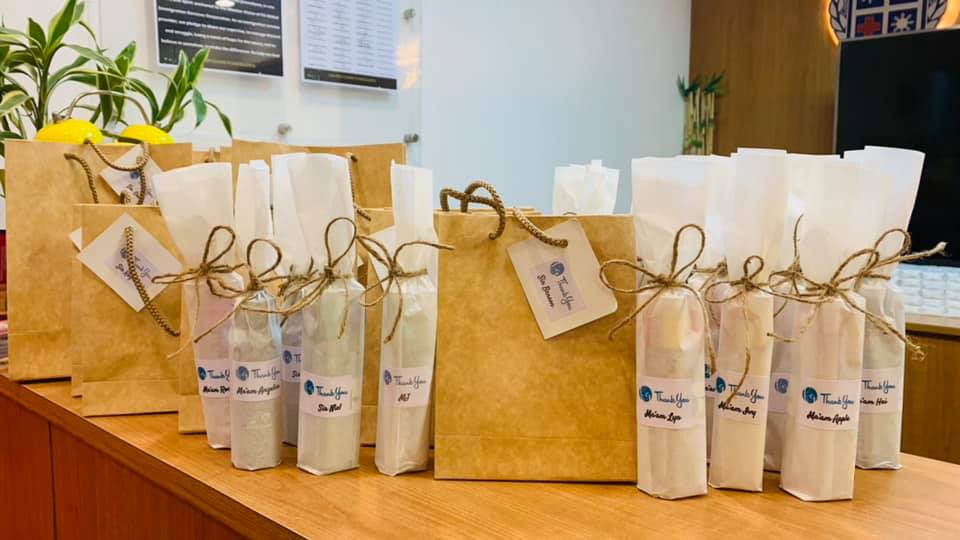 fg_essentials's tweet image. CORPORATE GIVEAWAY ORDERS 🎉

We are open BUSINESS PARTNERS‼️☘️
🍃 All Natural
🍃 Non-Toxic
🍃 Therapeutic Grade Wellness Products
🍃 Budget-friendly

〰️Shop here: fgessentials.ph