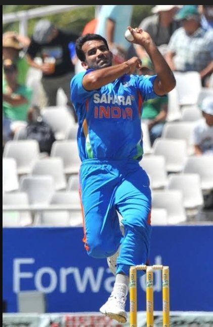 OurBlitzkrieg's tweet photo. @ImZaheer आपका बहुत धन्यवाद🙏

क्रिकेट के मैदान पर हमेशा देश का मान बढ़ाने वाले जहीर खान जी ने कोरोनावायरस से जंग में ₹15 करोड़ की राशि दान की है🙏 https://t.co/a41eNte53M