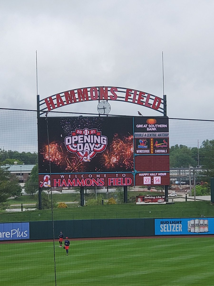 BClesas's tweet photo. Raposo rocking #32 for the Springfield Cardinals!!!!! #thegrindbegins https://t.co/8j6aFuRXkp