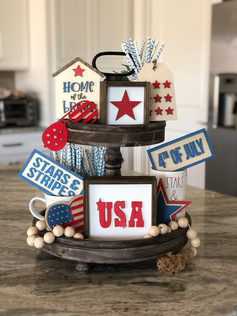 BejuledC's tweet image. Excited to share this item from my #etsy shop: #4thofJuly #BundleSet | #IndependenceDay | #MemorialDay | #Farmhousestyle #tieredtray | #GodblessAmerica etsy.me/3eSdSJg