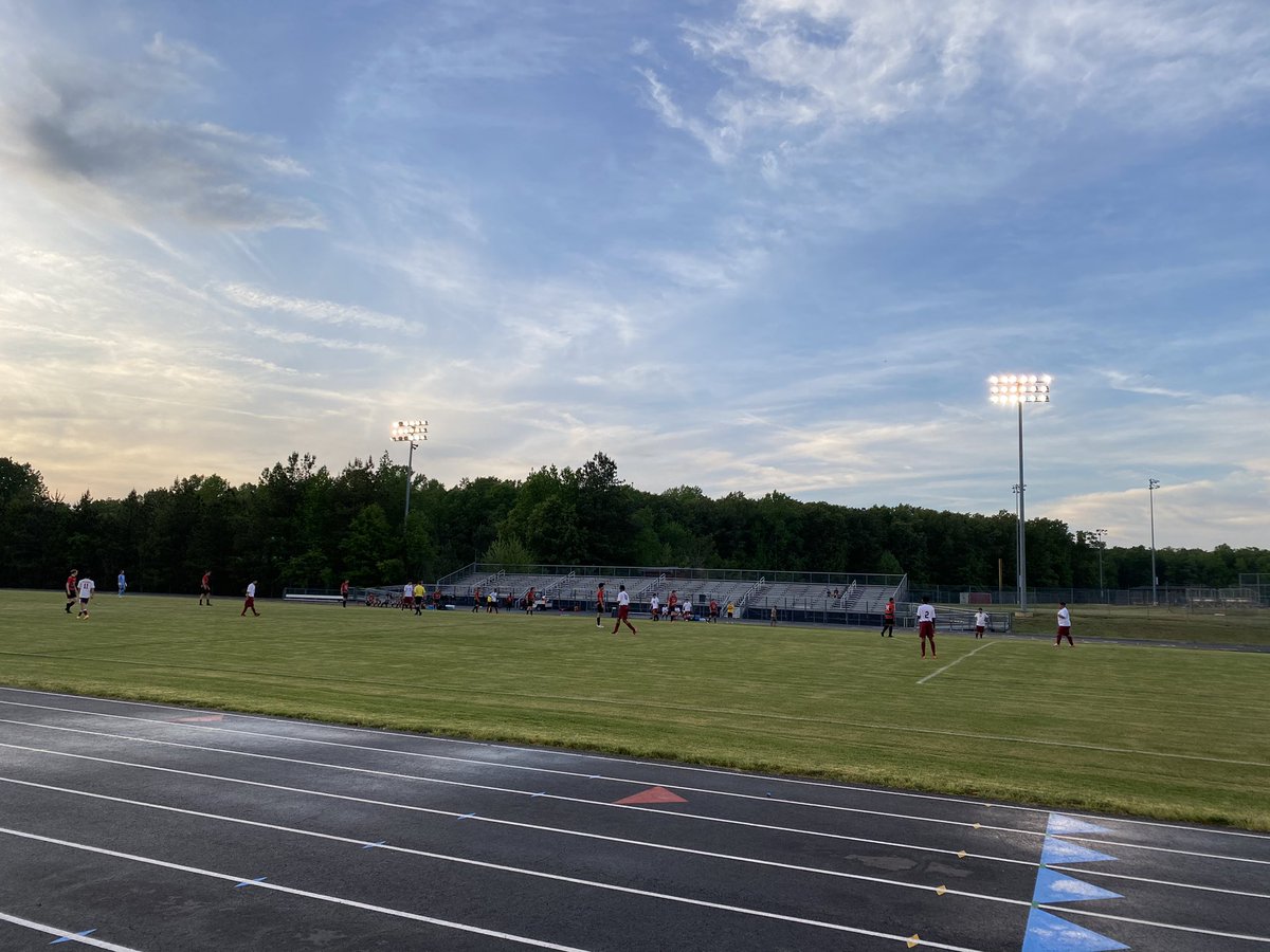 After a storm delay, it’s a great night for some Matoaca soccer! <a href="/ElizabethSBaber/">Elizabeth Baber</a> <a href="/matoacahsathlet/">Matoaca Athletics</a>