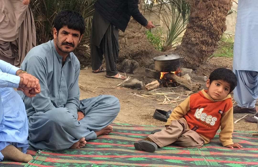 FarhaBaloch13's tweet photo. عید پر لاپتہ افراد کی بازیابی کو یقینی بنا کر غمزادہ خاندانوں کو زندگی بھر کی کرب سے نجات دلایا جائے.
#ReleaseJahanzaibBaloch
#ReleaseMamaZareef
#SaveAbdulRashidBaloch https://t.co/2lT2W4pueD