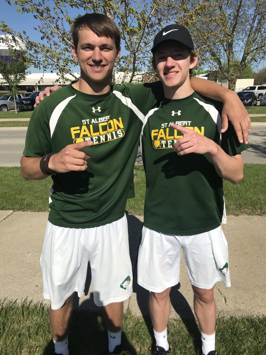 SA finished in 3rd place in the Hawkeye-10 Tennis Tournament.
Jeff Miller is your #1 Singles Champion; Carter White is your #2 Singles Champion; and Reese Pekny and William Tallman finished 7th at #2 Doubles!!
Falcons have back-to-back #1 and #2 singles champions from 19’ to 21’!