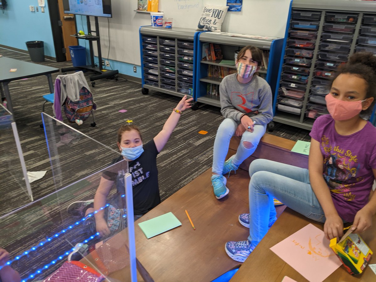 WeaklandThird's tweet photo. I'm a lucky teacher! My students are the best! ❤️ https://t.co/KLItIJ1L2Z