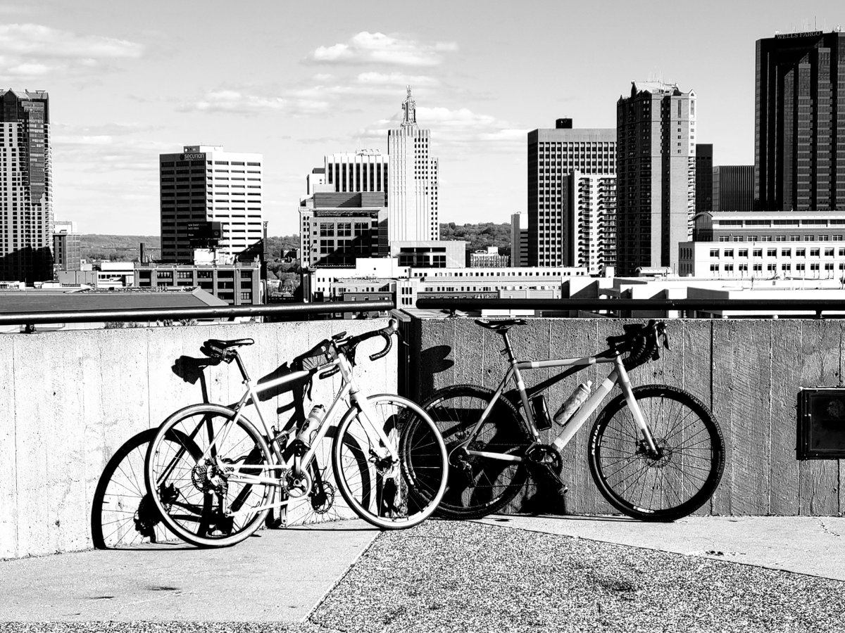 mplsbikewrath's tweet photo. Saint Paul is okay lookin

#bikemsp https://t.co/M50VR9F59A