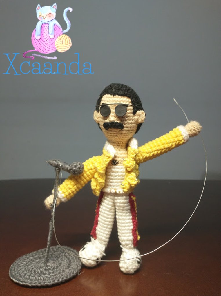 "No seré una estrella del rock. Seré una leyenda." 
#freddymercury
#Crochet 
#Handmade