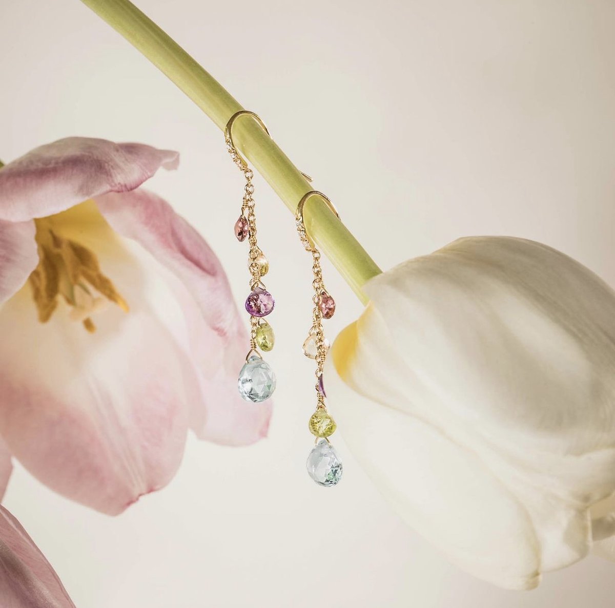lewisjewelery's tweet photo. A pop of color is what your collection needs. #marcoBicego #paradisecollection https://t.co/tVzIcMhw4e