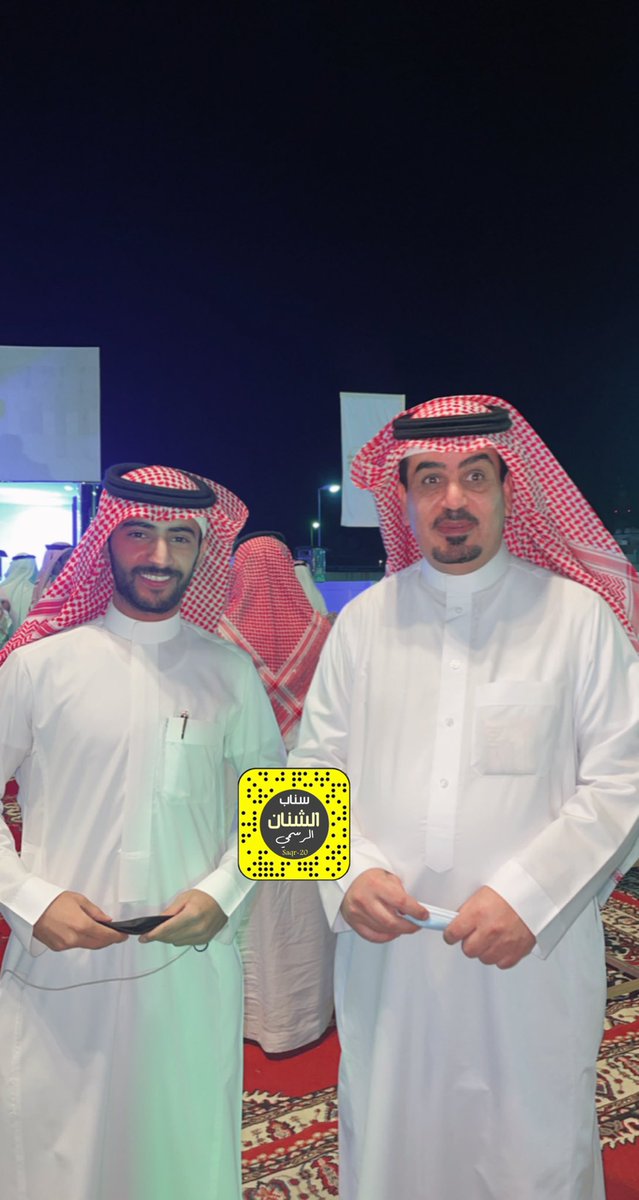 كلمات الشكر لا تفي بحق رجل الاعمال والمبادرات الخيرية عواد بن جزاع الرضيمان ، بارك الله بجهودكم وجعلها الله في موازين اعمالكم ، نعم الابن البار ورحم الله والدتكم وادخلها فسيح جناته 
#عواد_الرضيمان
#مركز_حسناء_الرضيمان_لغسيل_الكلى