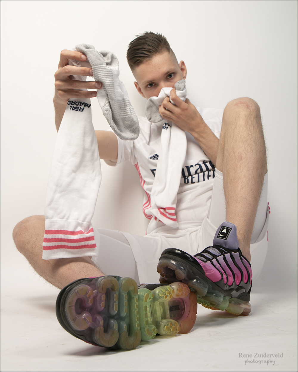 Wanna sniff these worn socks together????

? by @ZuiderveldRene 
#soccer #gaysoccer #twink #fetish https://t