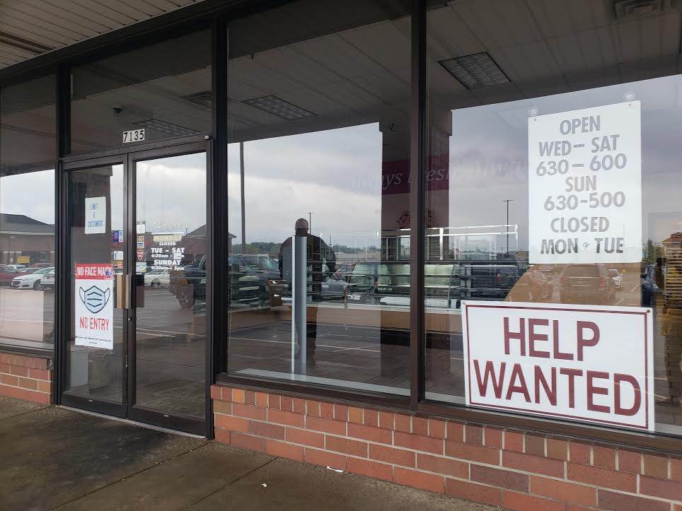 MamaLiberty2's tweet photo. The feds say unemployment is a concern. Meanwhile, restaurants + stores operate on skeleton shifts because they can't get help. Where's the disconnect? The Biden printing press "free money" is the disruptor. Why work? Covid relief is here! Why not #HandUp instead of #HandingOut? https://t.co/7VToKvHaXI