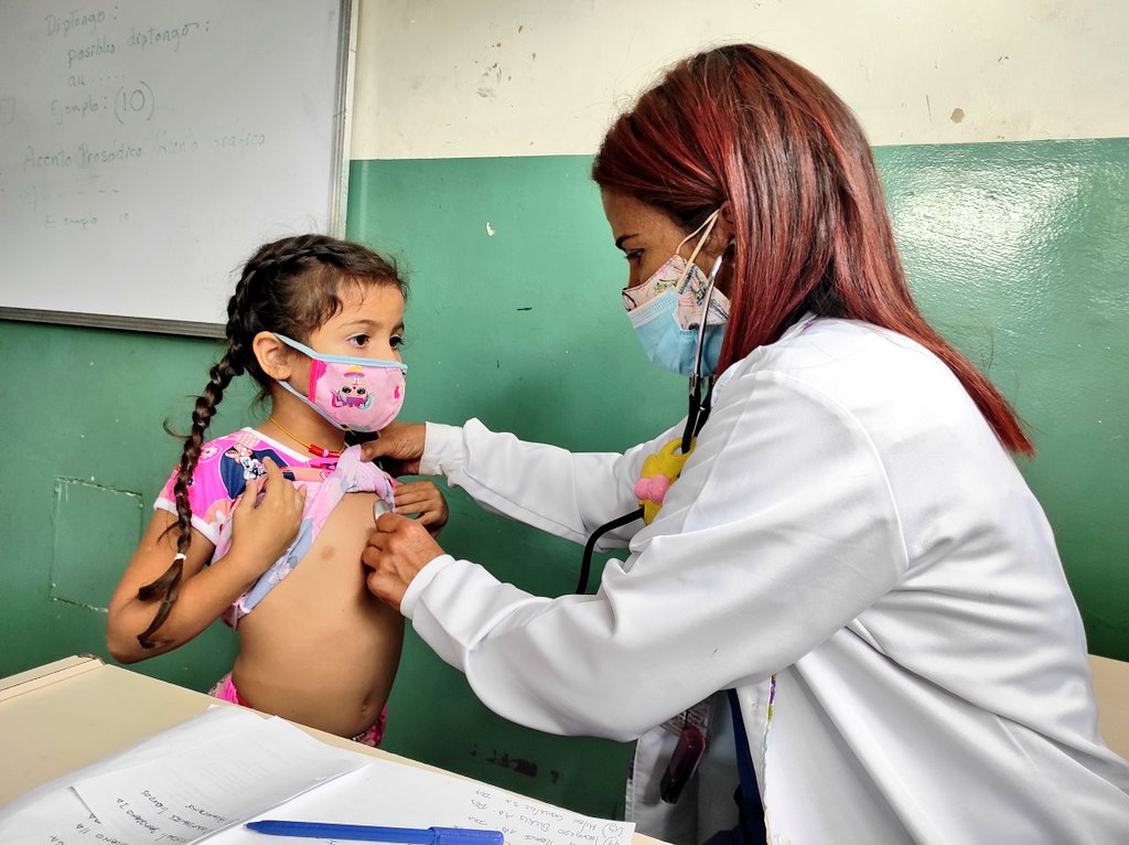 #PrevenirPorLaVida🌿😷 ⏩Solo en VENEZUELA con la REVOLUCIÓN BOLIVARIANA se Garantiza Salud Gratuita y de Calidad en Medio de Dificultades y Pandemia Con el Esfuerzo MancomunAdo PUEBLO Y GOBIERNO con sus CDI Ambulatorios y Hospitales VENCEREMOS⏪ 🏥✌🏥